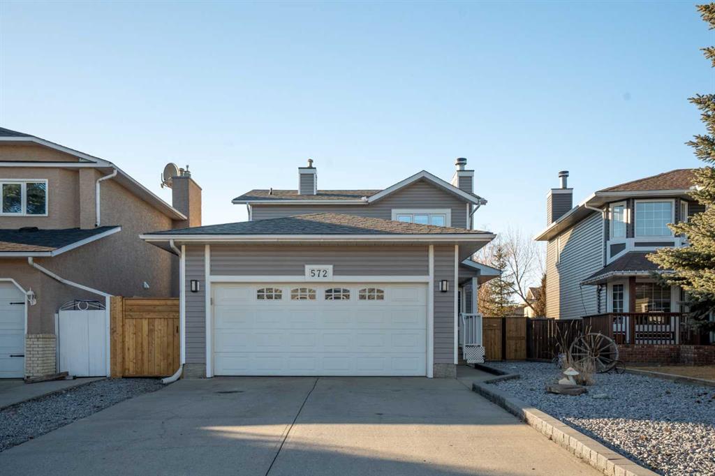 Picture of 572 Riverbend Drive SE, Calgary Real Estate Listing