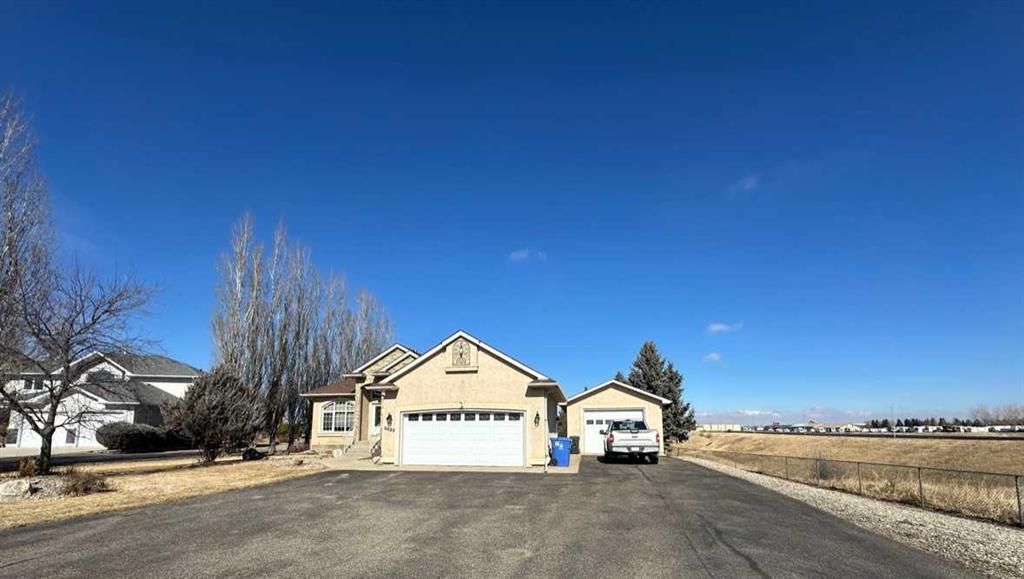 Picture of 3023 48 Avenue S, Lethbridge Real Estate Listing