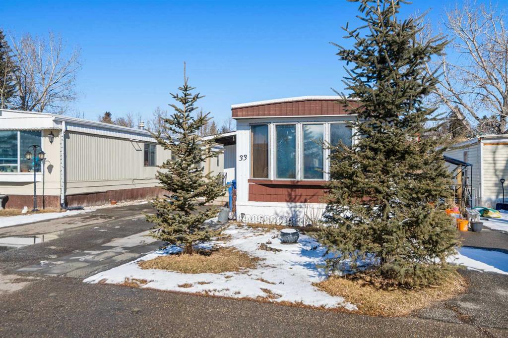 Picture of 33, 9090 24 Street SE, Calgary Real Estate Listing