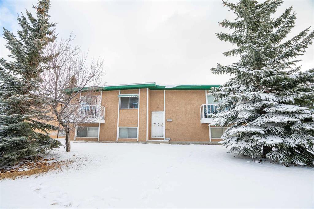 Picture of 2, 7728 Hunterview Drive NW, Calgary Real Estate Listing