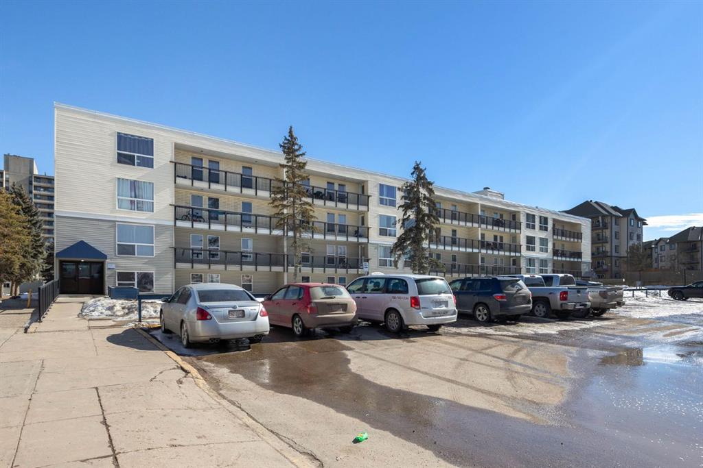 Picture of 200, 14921 Macdonald Drive , Fort McMurray Real Estate Listing