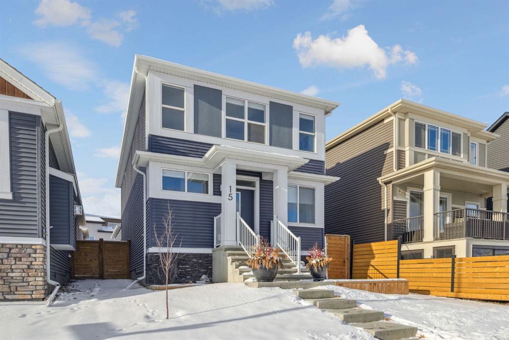 Picture of 15 Rochester View NW, Calgary Real Estate Listing