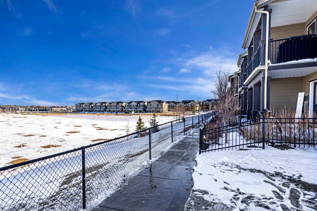 Picture of 58 Evanscrest Gardens NW, Calgary Real Estate Listing