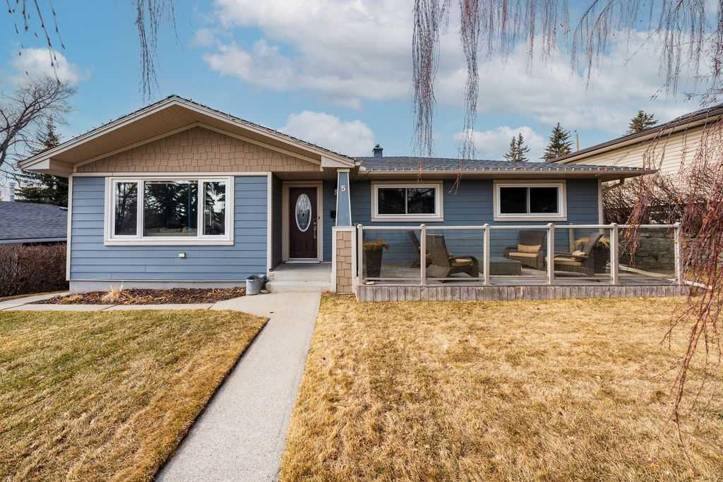 Picture of 5 Columbia Place NW, Calgary Real Estate Listing