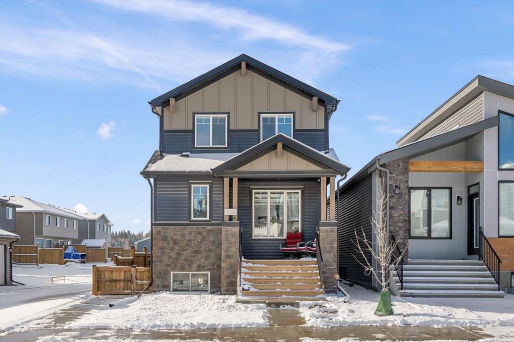 Picture of 129 Rowmont Heath NW, Calgary Real Estate Listing