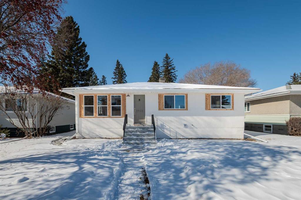 Picture of 3928 43 Avenue , Red Deer Real Estate Listing