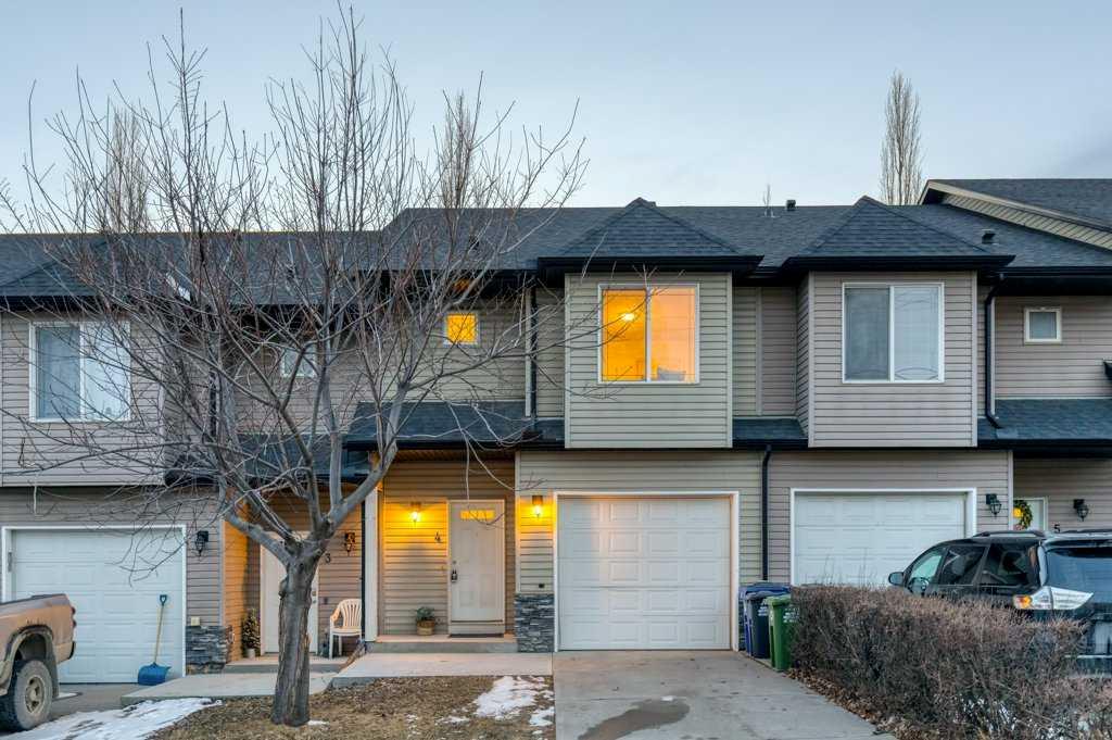 Picture of 4, 249 Ross Avenue , Cochrane Real Estate Listing