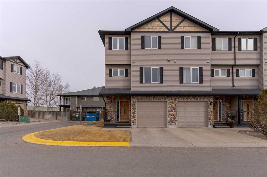 Picture of 35, 762 Heritage Boulevard W, Lethbridge Real Estate Listing