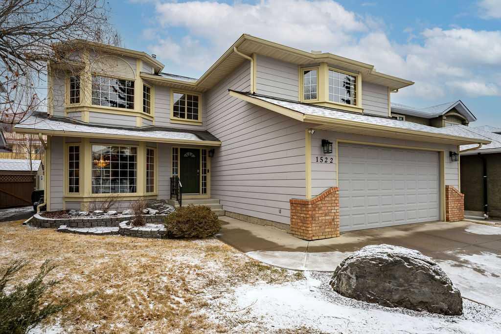 Picture of 1522 Evergreen Drive SW, Calgary Real Estate Listing