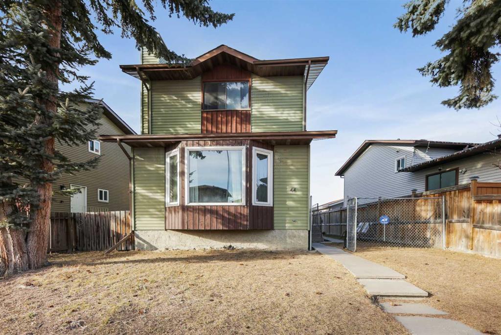 Picture of 44 Whitworth Way NE, Calgary Real Estate Listing