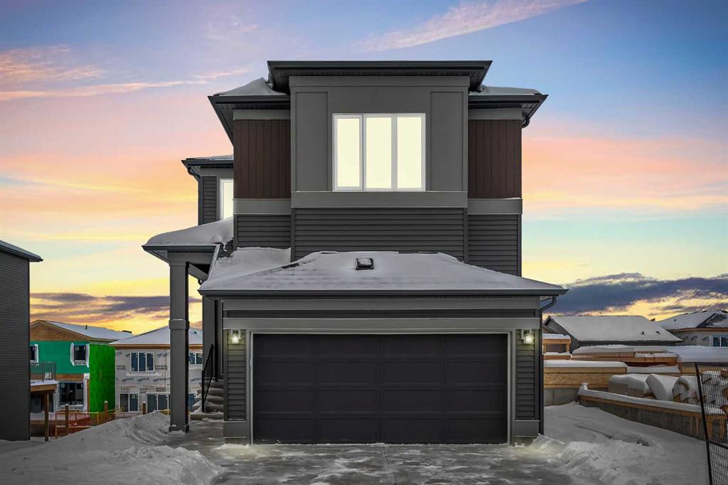 Picture of 50 Lucas Place NW, Calgary Real Estate Listing