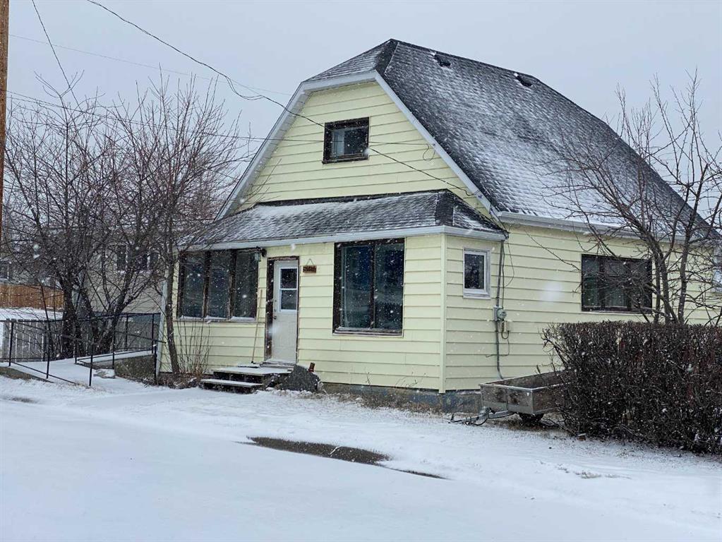 Picture of 13009 18 Avenue , Blairmore Real Estate Listing