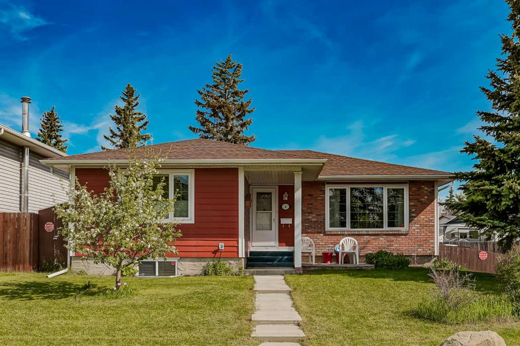 Picture of 4 Whitefield Close NE, Calgary Real Estate Listing