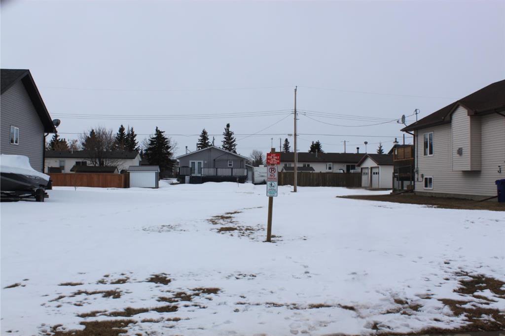 Picture of 10 4th Avenue , Hay Lakes Real Estate Listing