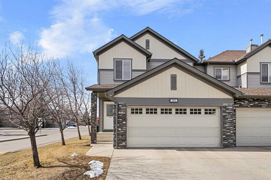 Picture of 101, 100 Coopers Common SW, Airdrie Real Estate Listing