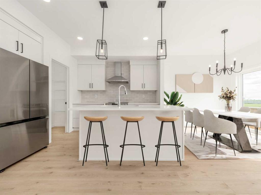 Picture of 2511 44 Street S, Lethbridge Real Estate Listing