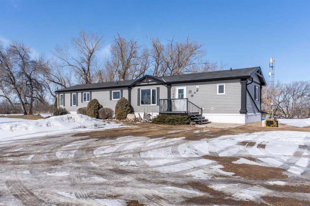 Picture of 44149 Range Road 121  , Rural Flagstaff County Real Estate Listing
