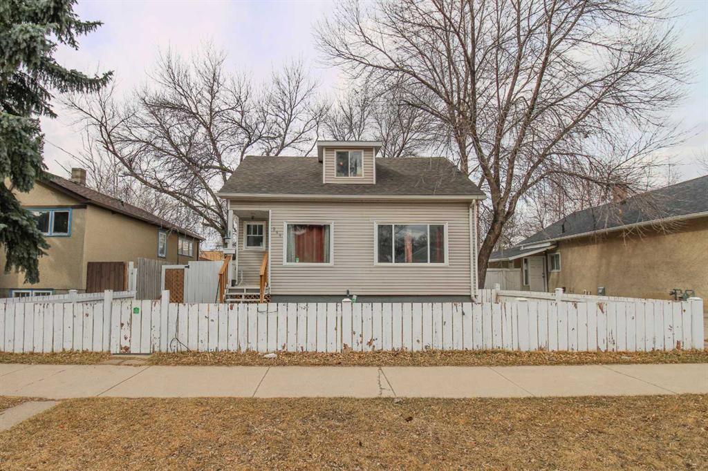 Picture of 244 14 Street N, Lethbridge Real Estate Listing