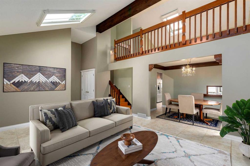Picture of 539 Parkvalley Road SE, Calgary Real Estate Listing