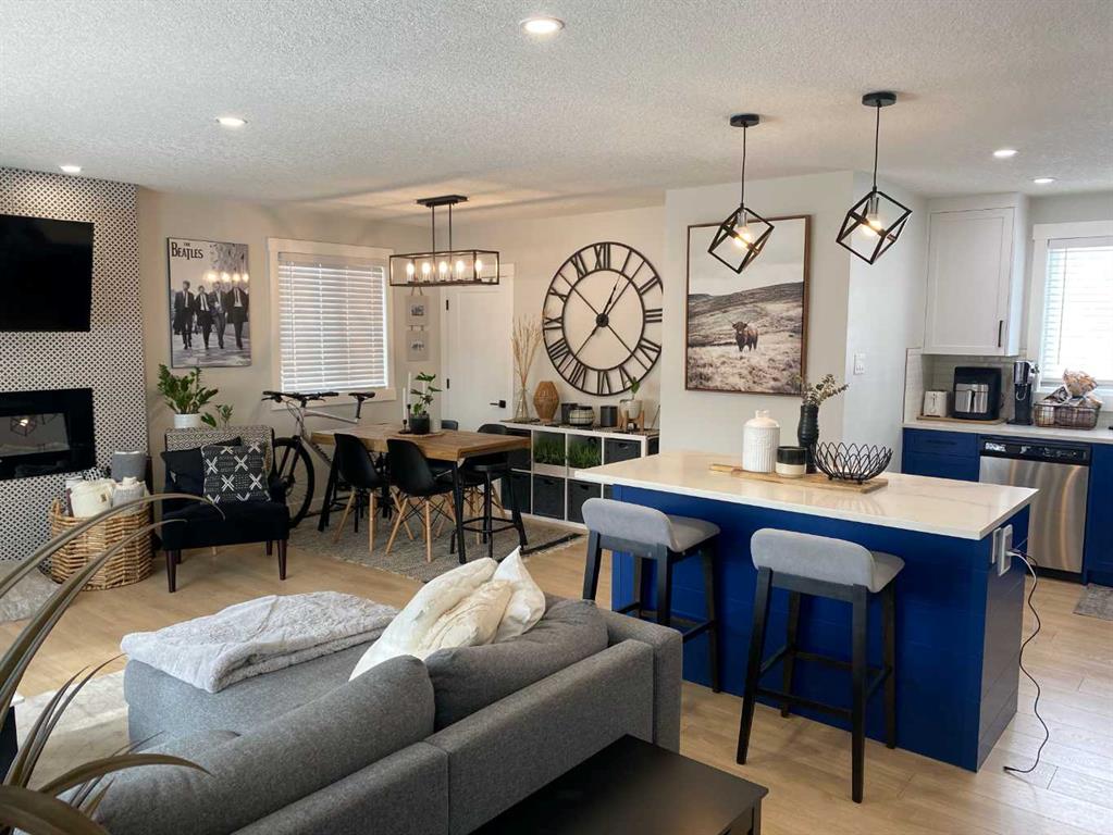 Picture of 2 Harmon Place SW, Calgary Real Estate Listing
