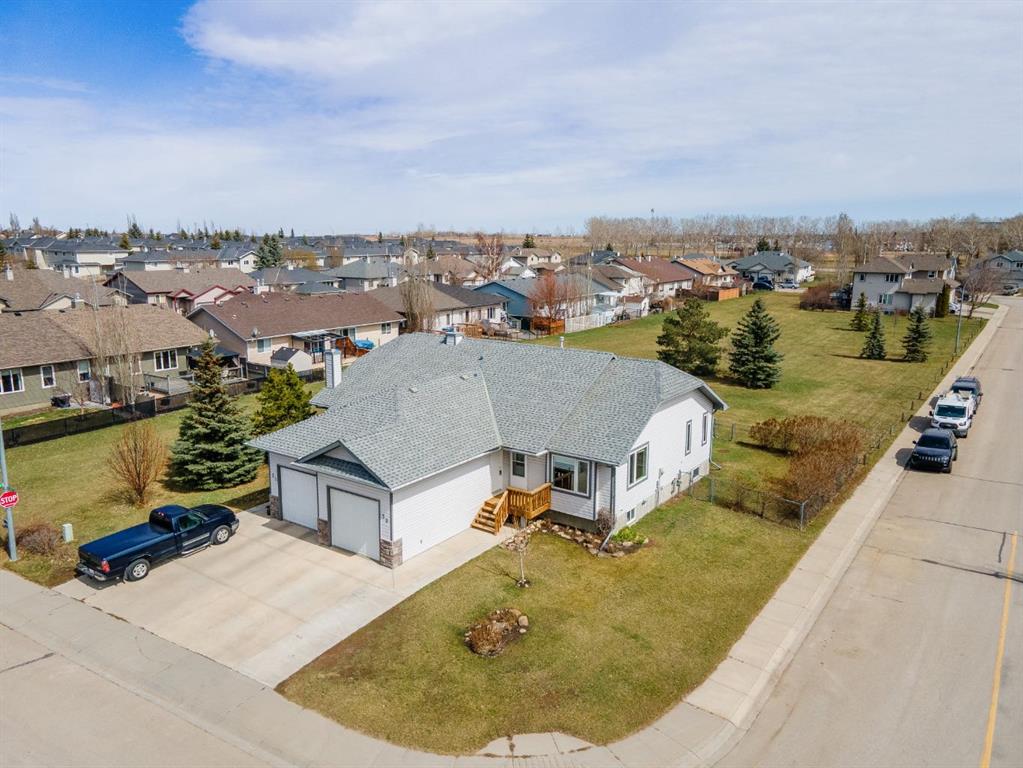 Picture of 53 Hillview Road , Strathmore Real Estate Listing