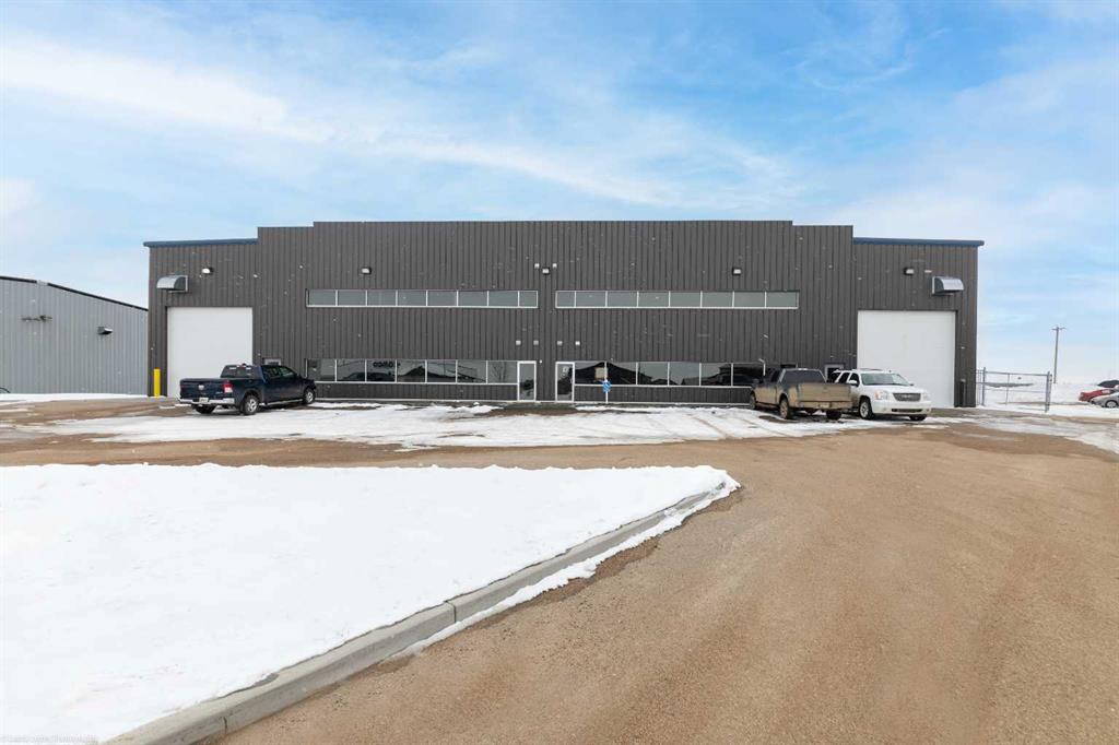 Picture of 6609 63 StreetClose , Lloydminster Real Estate Listing