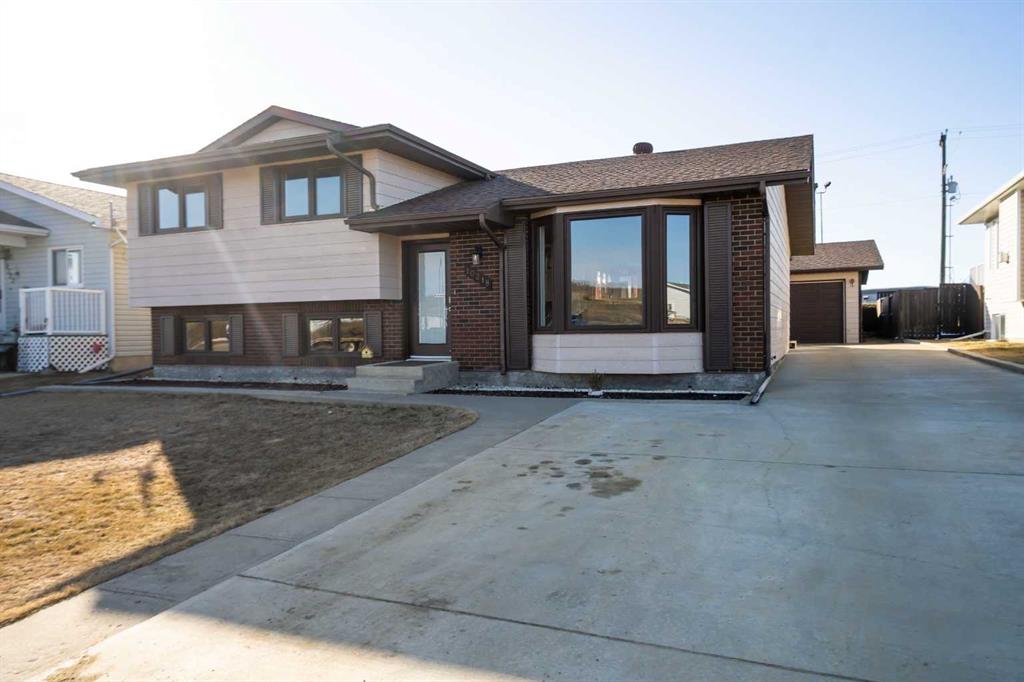 Picture of 10218 82 St  , Peace River Real Estate Listing