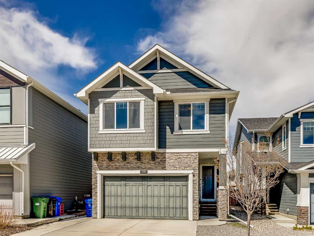 Picture of 138 Cranbrook Cove SE, Calgary Real Estate Listing