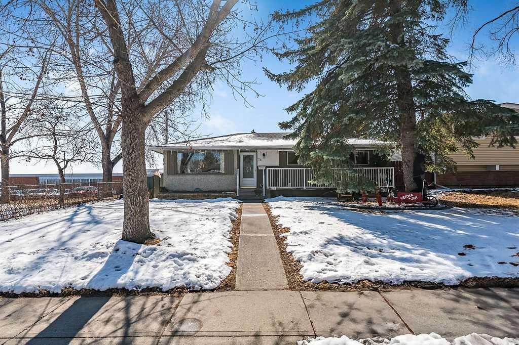 Picture of 74 Armstrong Crescent SE, Calgary Real Estate Listing