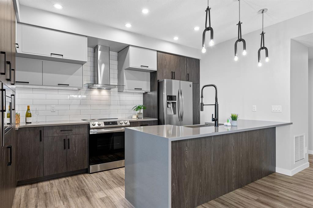 Picture of 301, 138 Sage Valley Common NW, Calgary Real Estate Listing