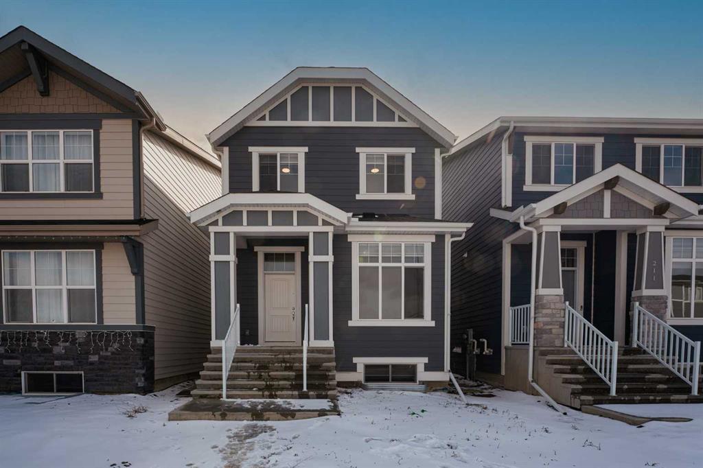 Picture of 215 Magnolia Drive SE, Calgary Real Estate Listing