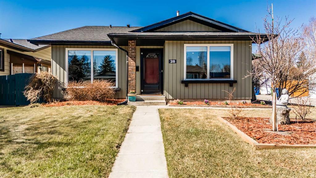 Picture of 28 Midridge Close SE, Calgary Real Estate Listing