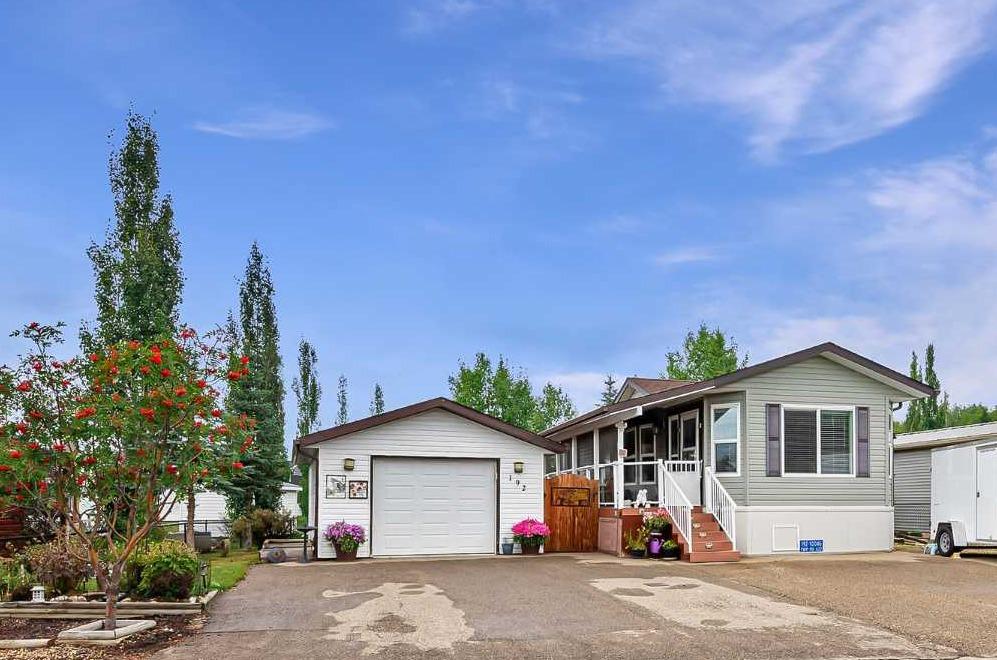 Picture of 192, 10046 Township Road 422  , Rural Ponoka County Real Estate Listing
