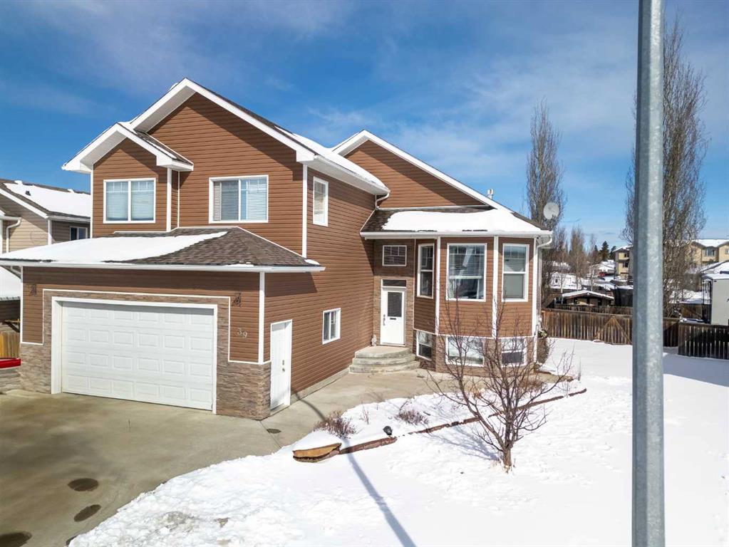 Picture of 39 Cedar Heights , Whitecourt Real Estate Listing