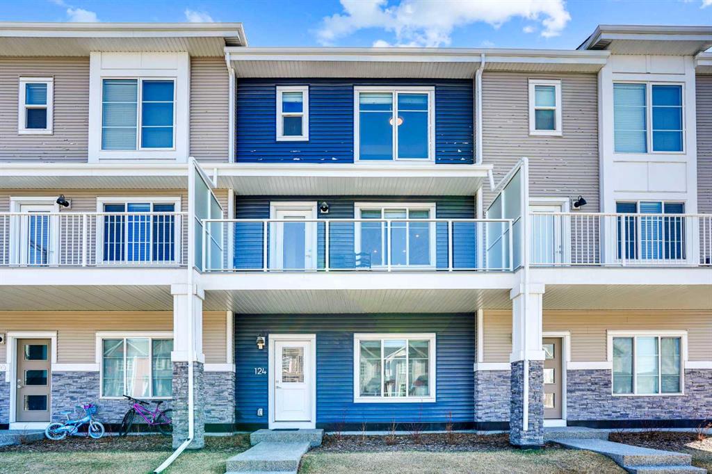 Picture of 124 Savanna Street NE, Calgary Real Estate Listing