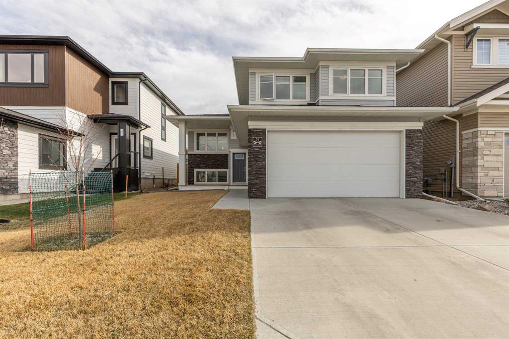 Picture of 31 Rivergrove Lane W, Lethbridge Real Estate Listing