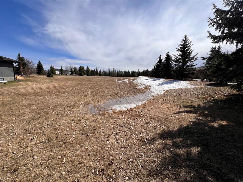 Picture of 4925 93 Street , Wedgewood Real Estate Listing