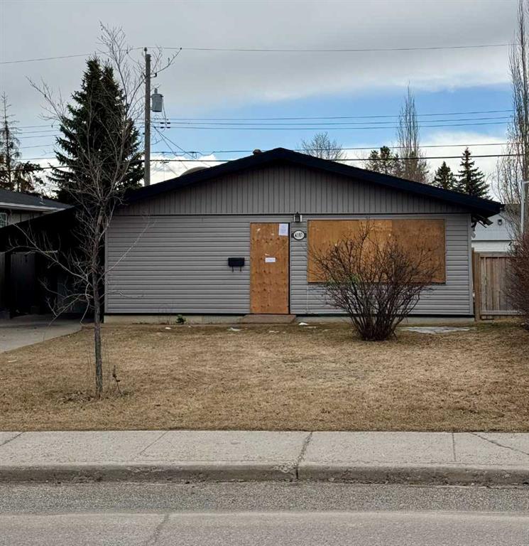 Picture of 4107 46 Avenue SW, Calgary Real Estate Listing