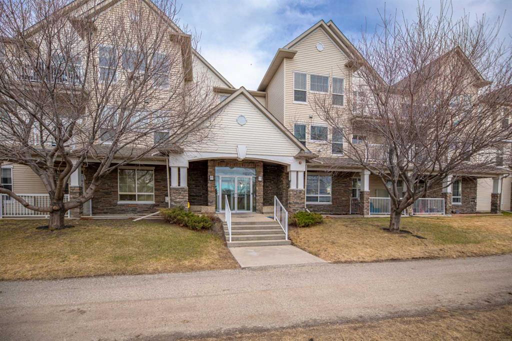 Picture of 207, 1000 Applevillage Court SE, Calgary Real Estate Listing