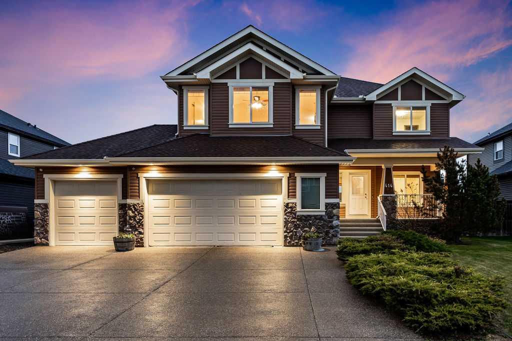 Picture of 414 Boulder Creek Way SE, Langdon Real Estate Listing