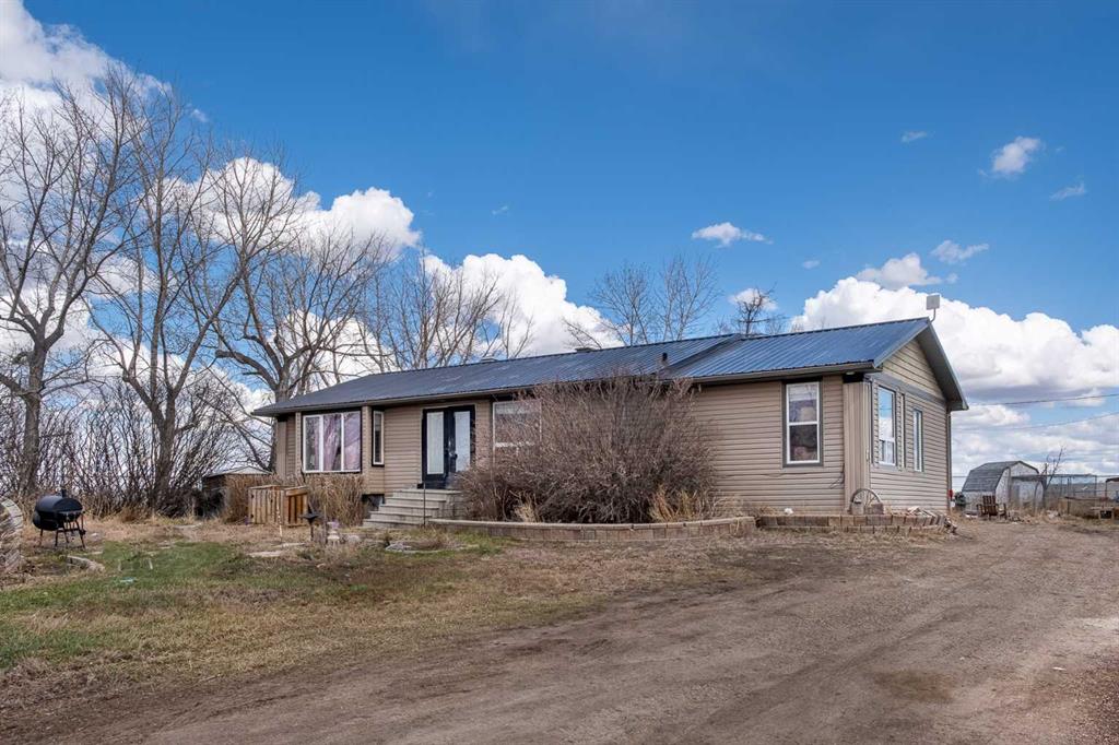 Picture of 241079 Highway 842  , Rural Wheatland County Real Estate Listing