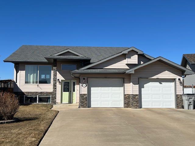 Picture of 1126 24 Street , Wainwright Real Estate Listing