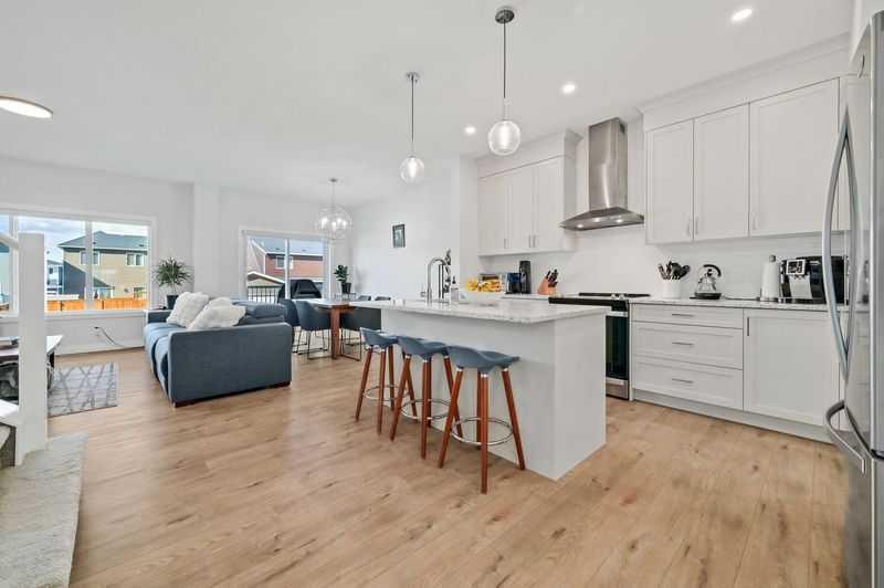Picture of 132 Emberside Place , Cochrane Real Estate Listing