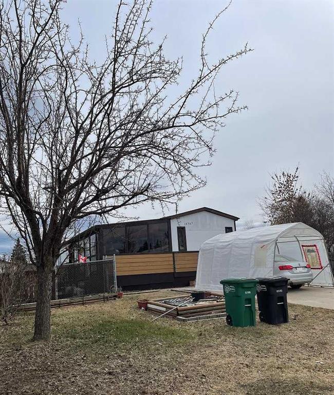 Picture of 10305 105 Street , High Level Real Estate Listing
