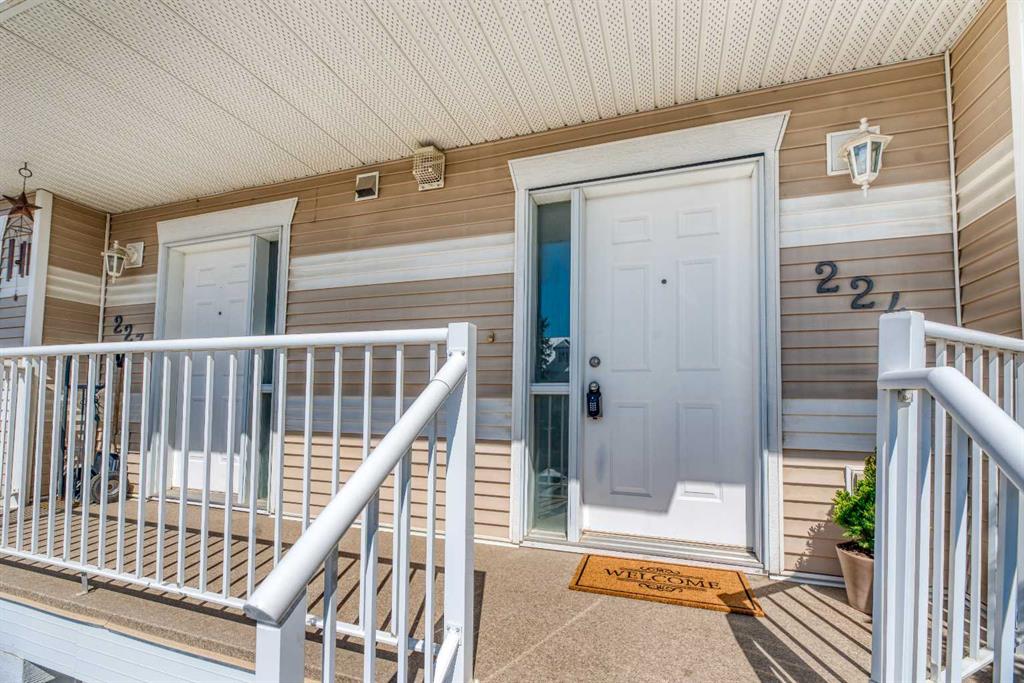 Picture of 224, 103 Strathaven Drive , Strathmore Real Estate Listing