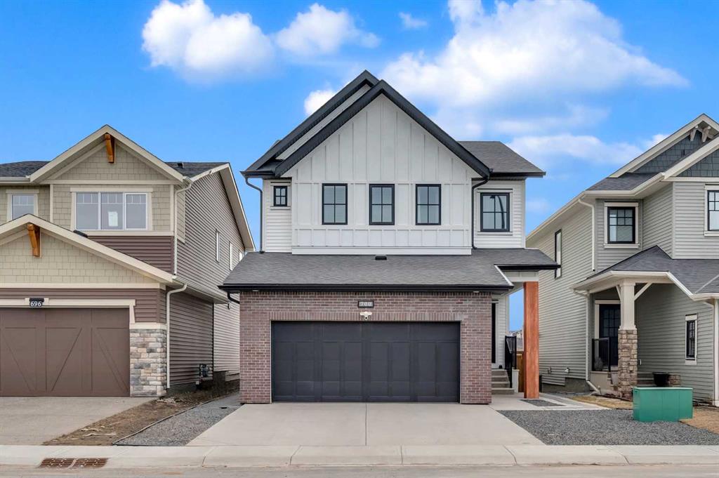 Picture of 700 Reynolds Crescent SW, Airdrie Real Estate Listing
