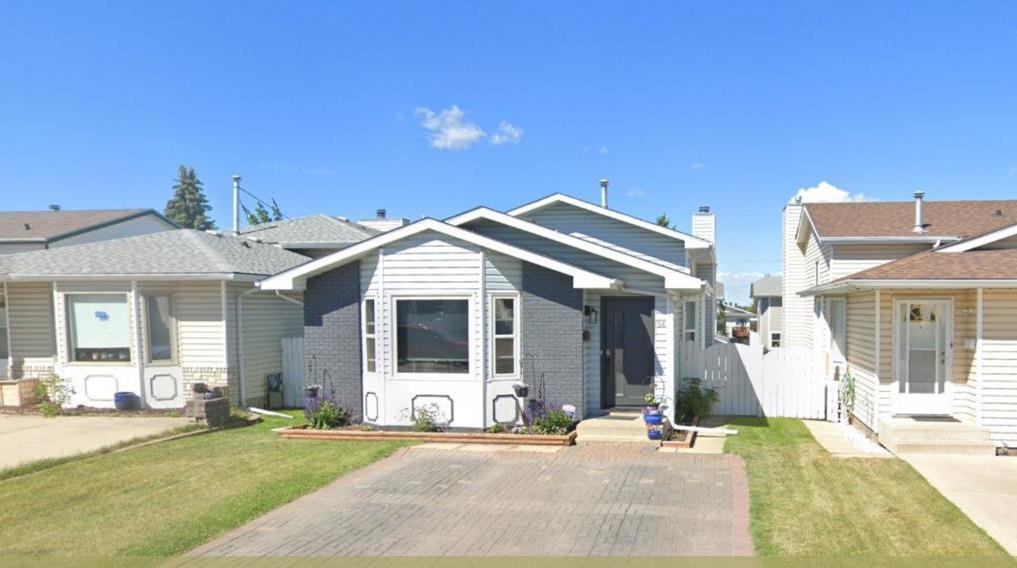 Picture of 56 Elliot Crescent , Red Deer Real Estate Listing