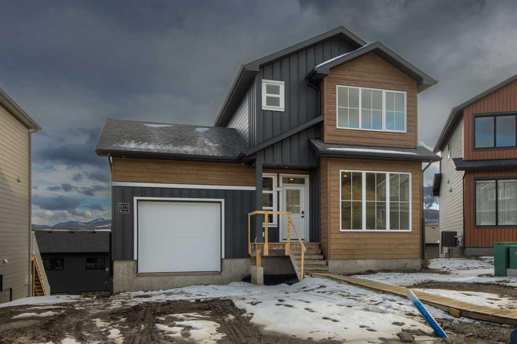 Picture of 8614 25 Avenue , Coleman Real Estate Listing