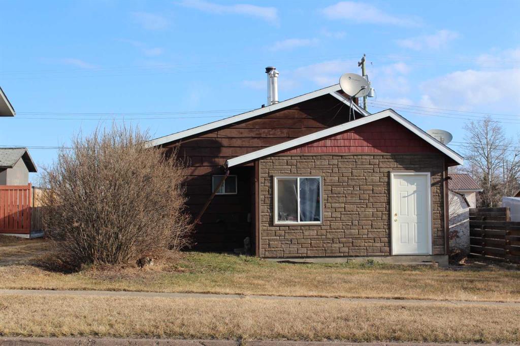 Picture of 316 5th Avenue NE, Manning Real Estate Listing