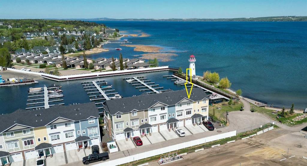 Picture of 124, 5210 Lakeshore Drive , Sylvan Lake Real Estate Listing